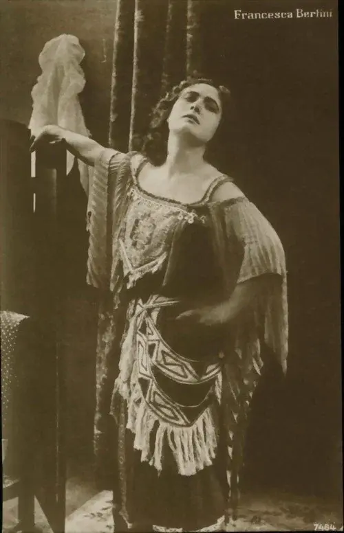 Ivonne, la bella danzatrice poster
