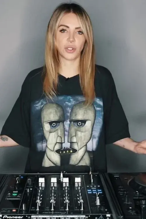 How To DJ For Beginners poster