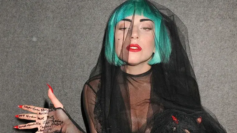 Lady Gaga: On the Edge still 1