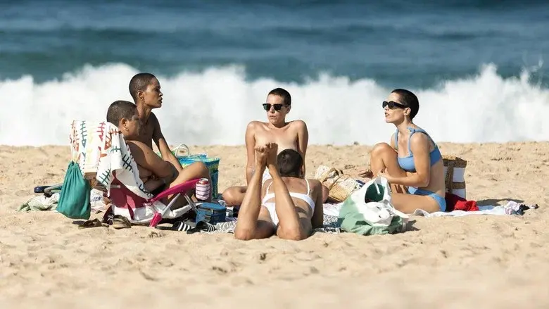 The Girls at the Back still 4