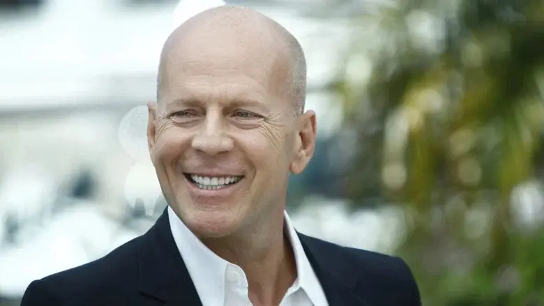 Bruce Willis : les secrets d'une icône still 2