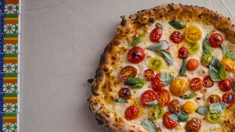 Chef's Table: Pizza still 1