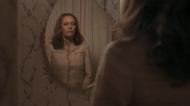 Madame Claude still 5