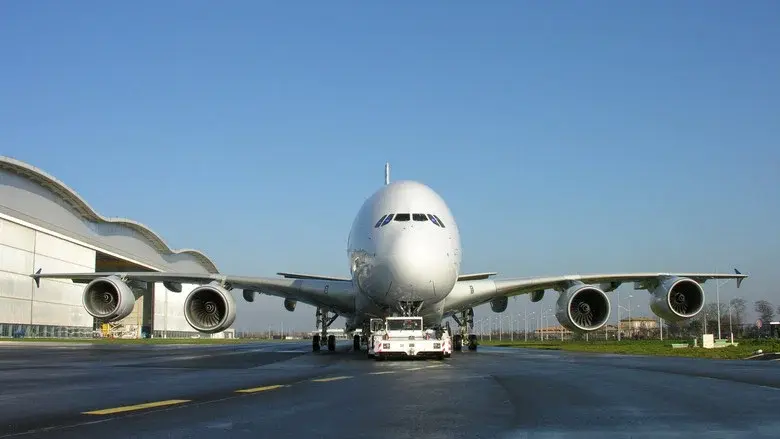 Giant of the Skies - Building The Airbus A380 still 1
