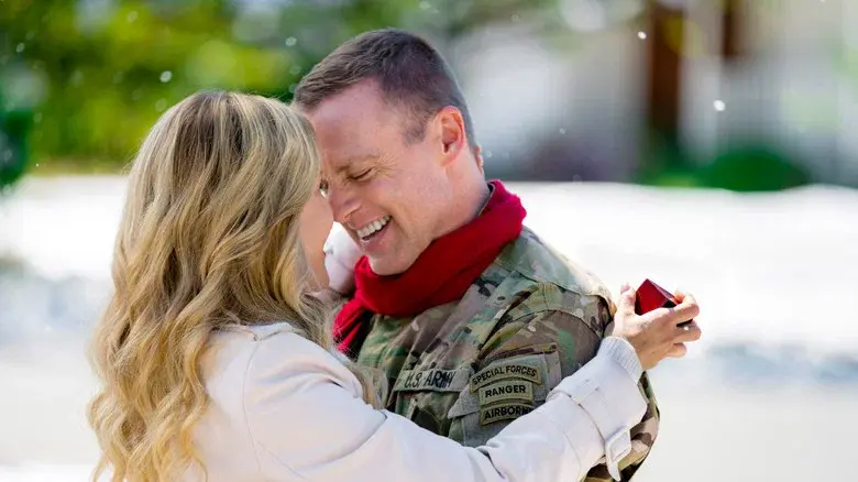 Christmas Homecoming still 6