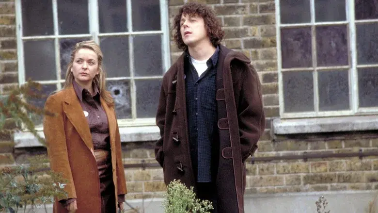 Jonathan Creek still 7