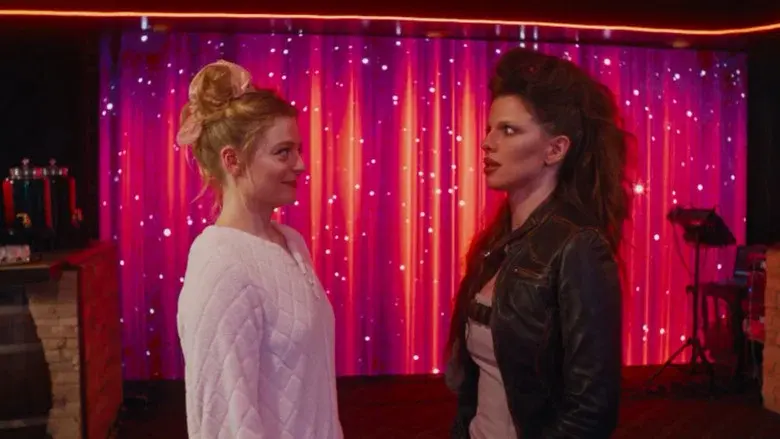 Idiotka still 7