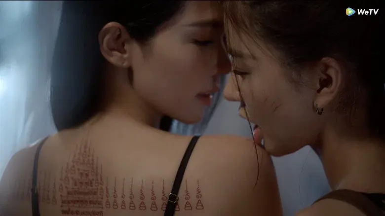 Khom Khlang still 3