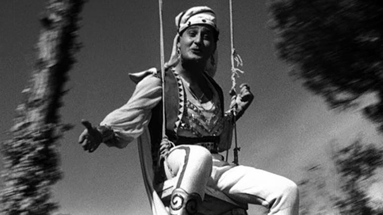 The White Sheik still 5