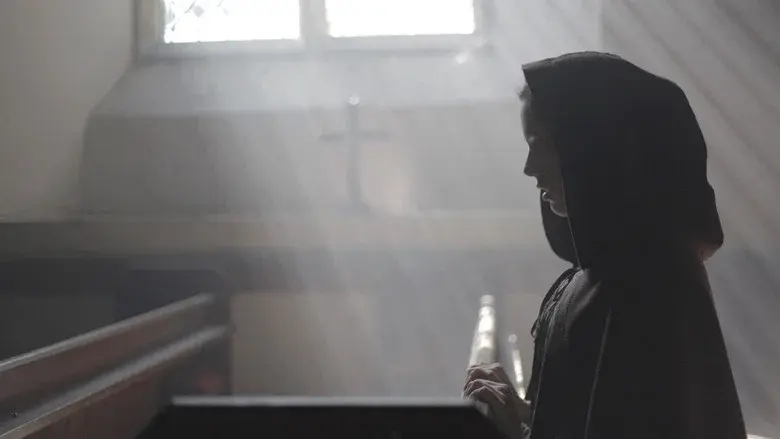 Carmilla still 7