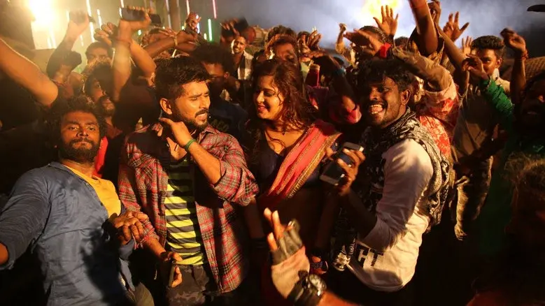 Thappu Thanda still 1