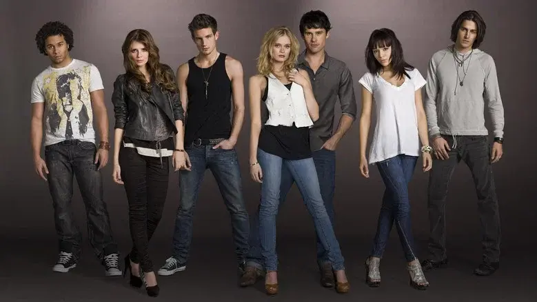 The Beautiful Life: TBL still 7