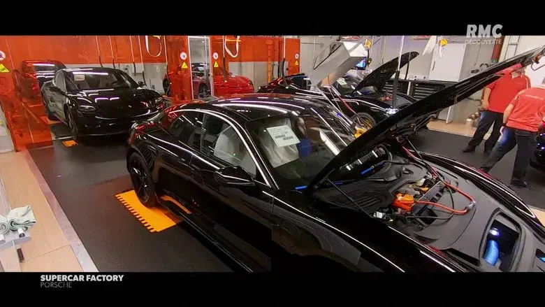 Porsche Taycan Turbo S - Inside the Factory still 7
