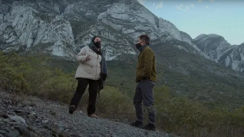 El Tema still 1