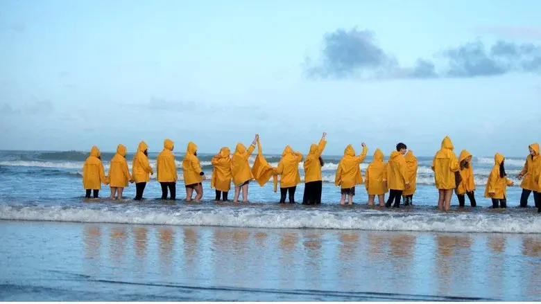 High Tide Don’t Hide still 2