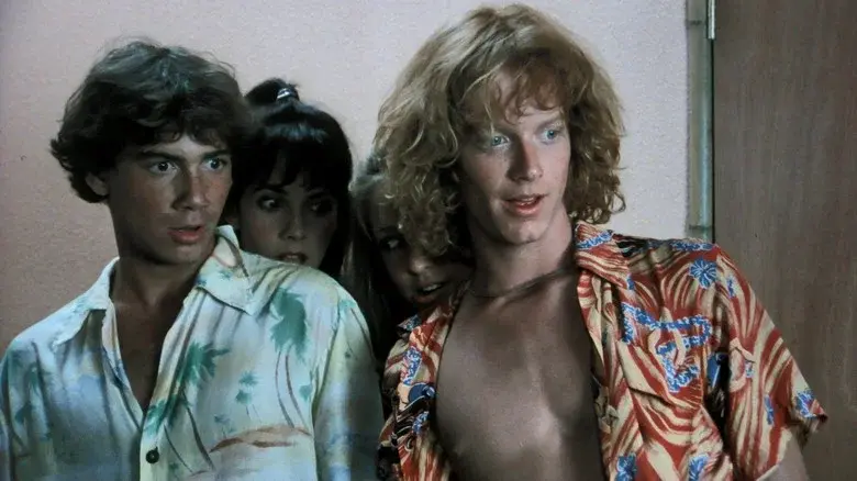 Surf 2 still 7