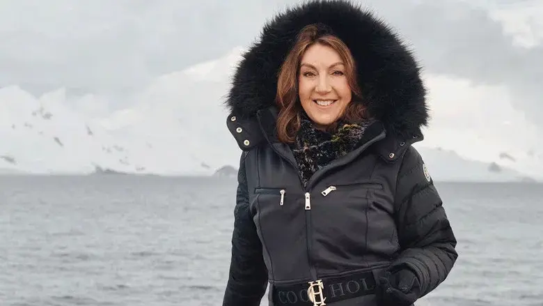 Jane McDonald: From Pole to Pole still 2