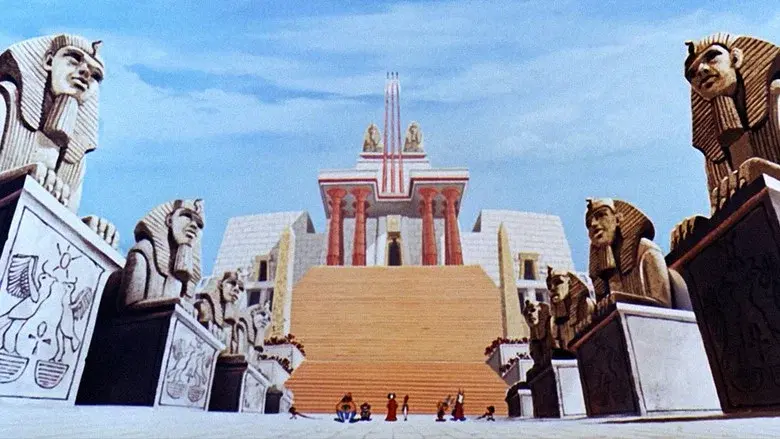 Asterix and Cleopatra still 7