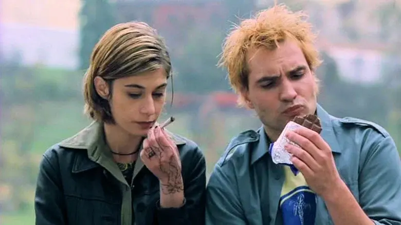 Loners still 4