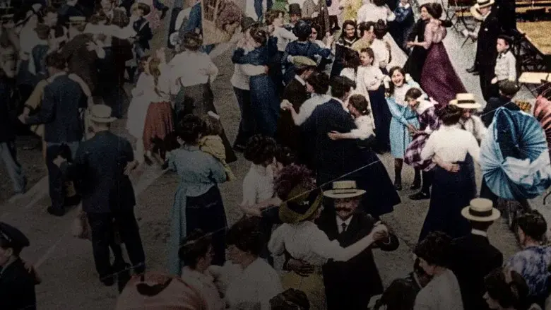 Paris 1900 still 3
