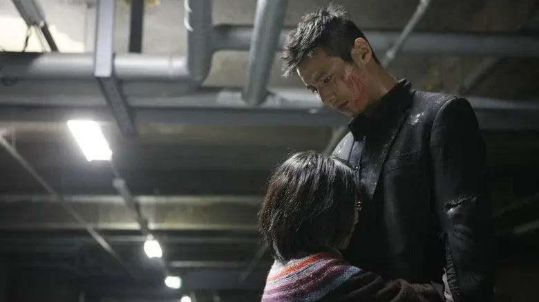 The Man from Nowhere still 5