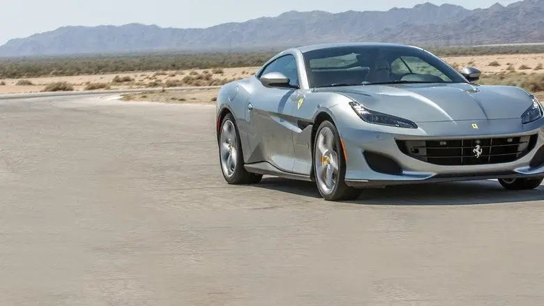 Ultimate Supercar still 2