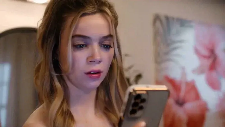 Confessions of a Cam Girl still 1