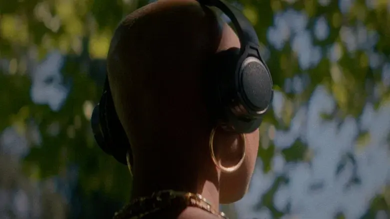 Hair or No Hair still 1