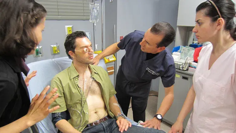 Untold Stories of the ER still 1