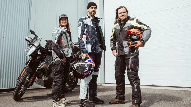Nomades à moto : Transtaïga still 1