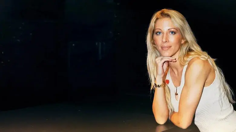 Loana Story : Le destin brisé d'une icône still 1