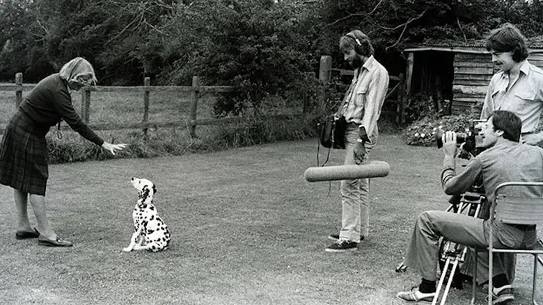 Training Dogs the Woodhouse Way still 1