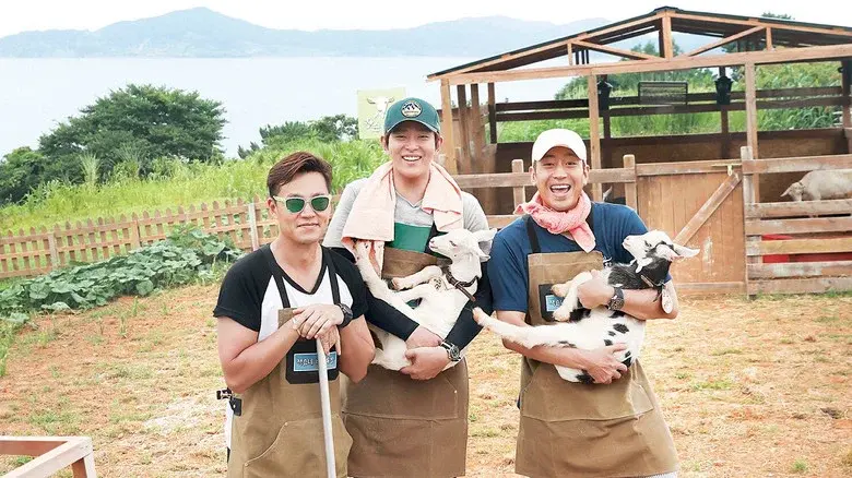 Three Meals a Day: Fishing Village still 4
