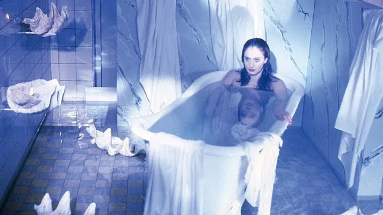 Seduction: The Cruel Woman still 6