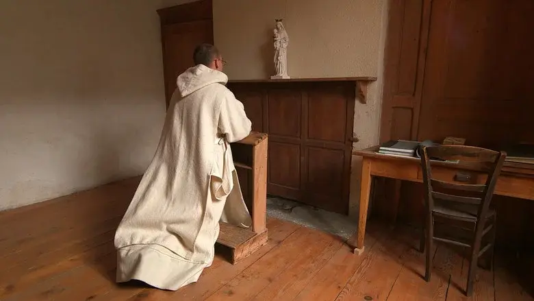Les Pères Chartreux still 5