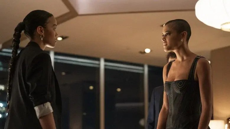 Gossip Girl still 2
