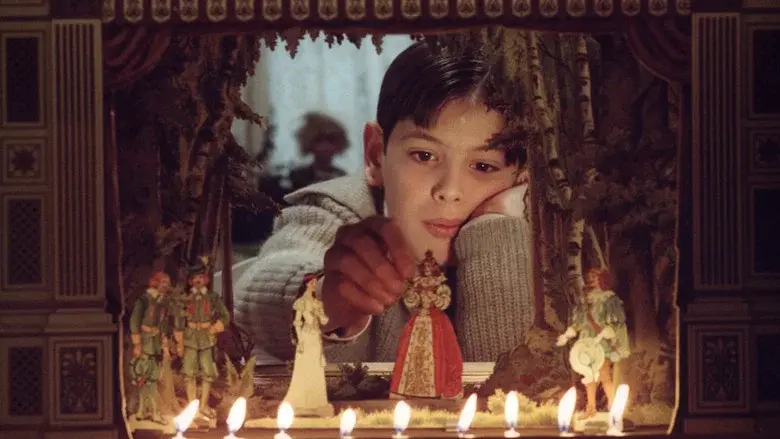 Fanny and Alexander still 1