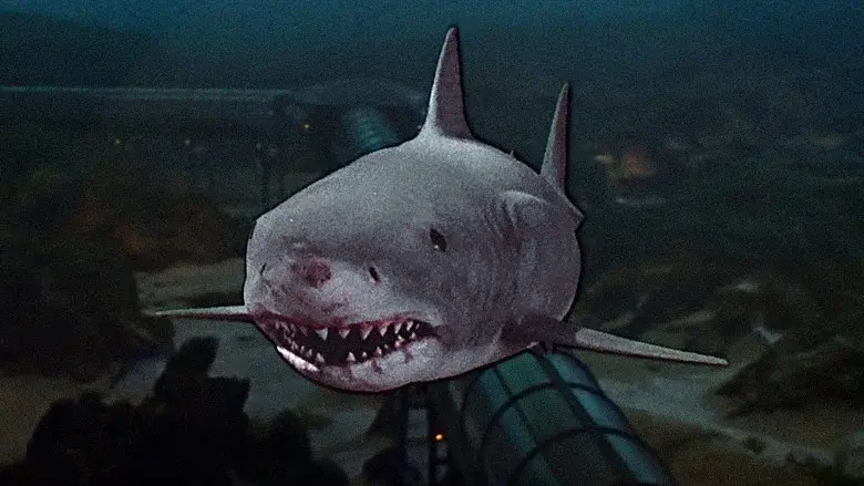 Jaws 3-D still 7
