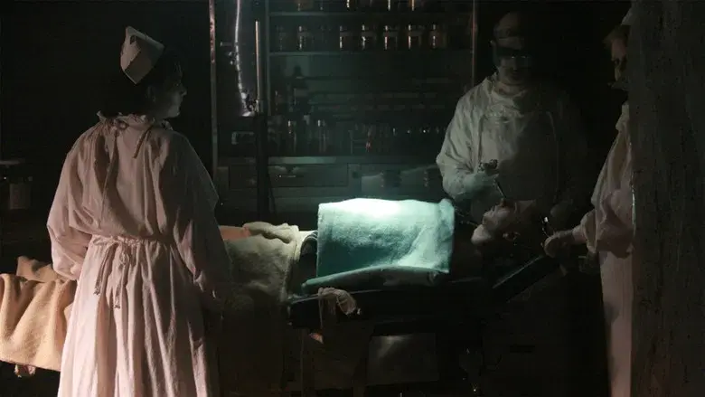 Grave Encounters still 4
