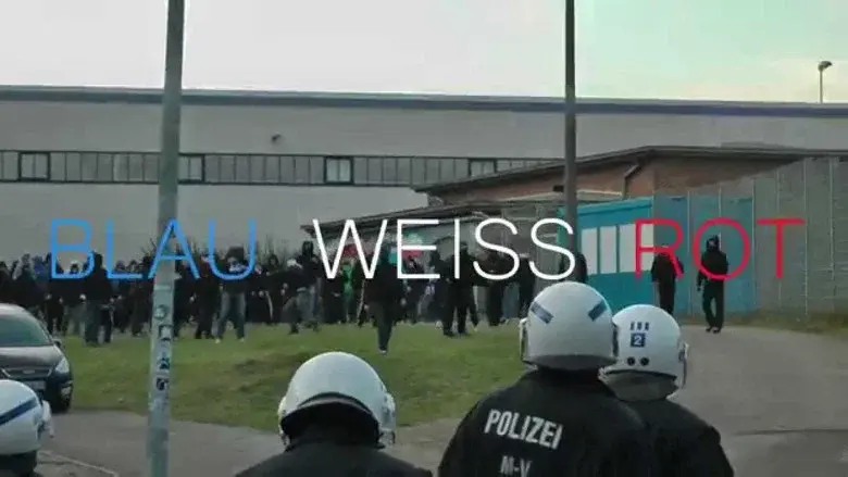 BlauWeissRot still 1