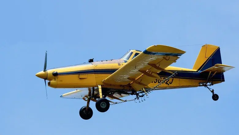 Airplane Repo still 2
