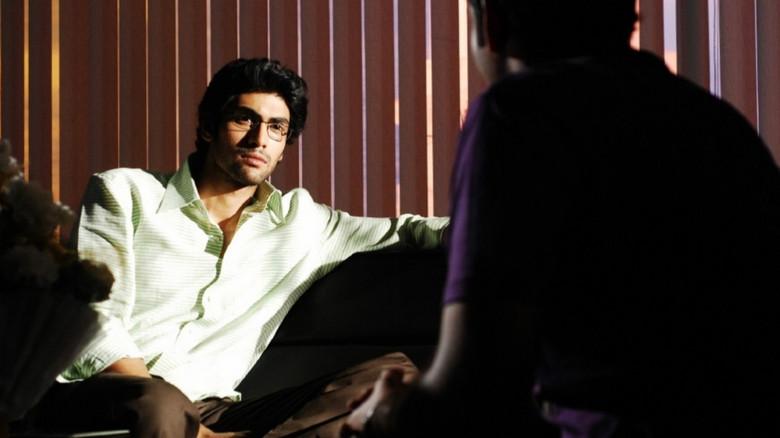 Leader still 3