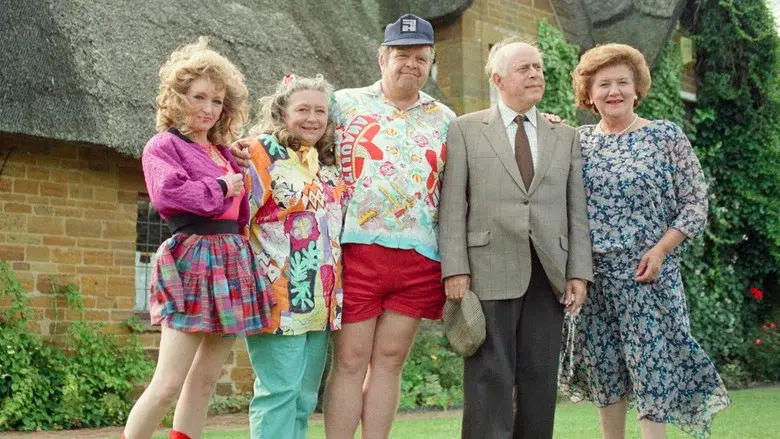 Keeping Up Appearances still 6