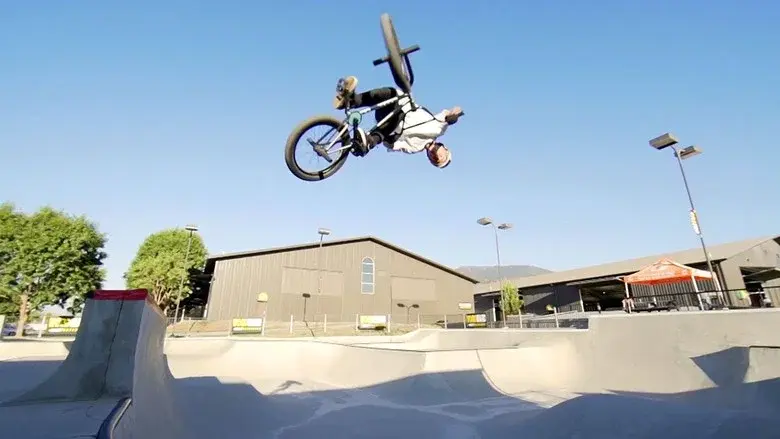 Raditudes still 2