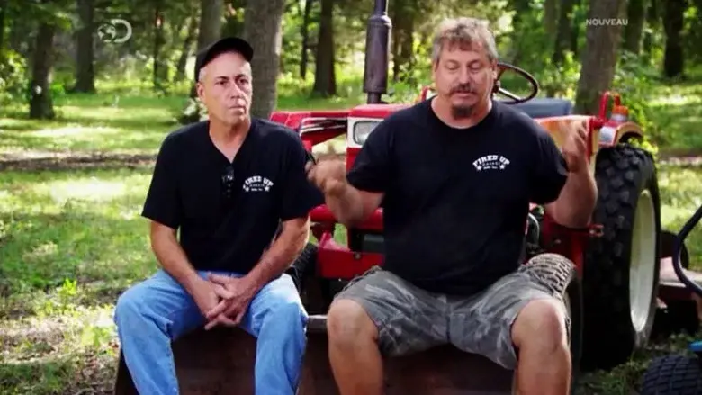 Misfit Garage still 2