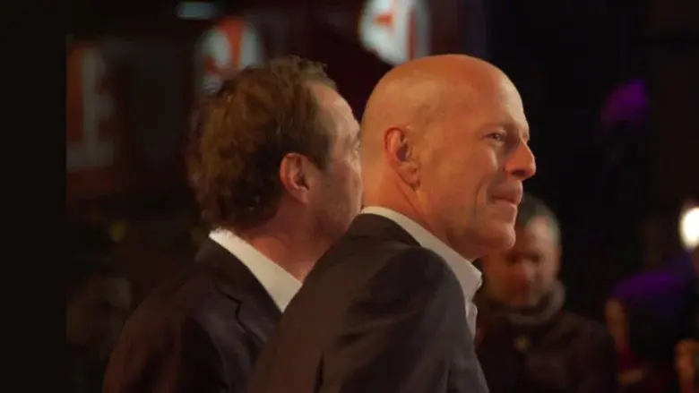 Bruce Willis : les secrets d'une icône still 6