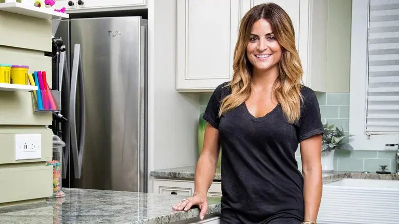 Kitchen Crashers still 1