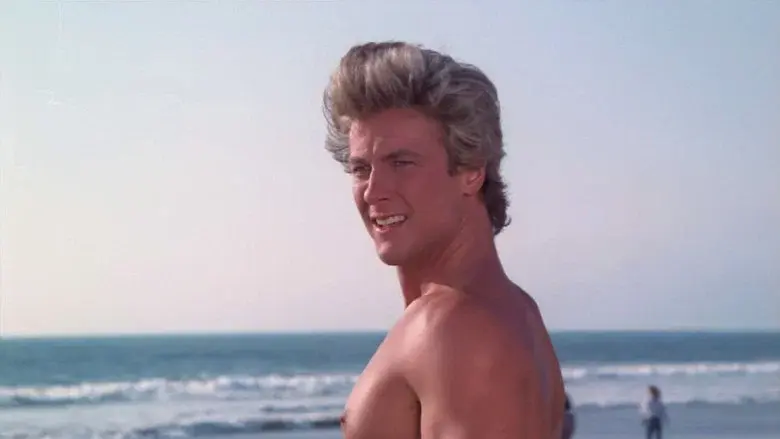 Hunk still 3