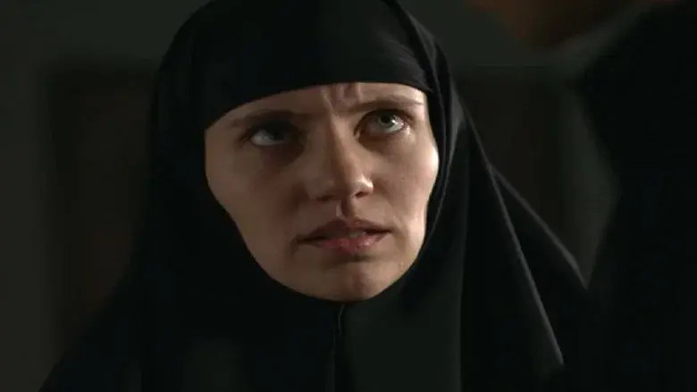 Mavro Rodo still 1