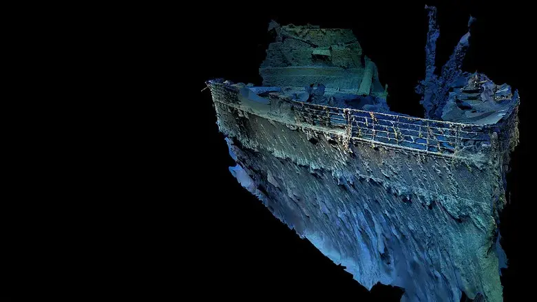 Back to the Titanic still 1